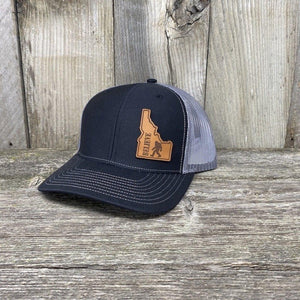 BIGFOOT IDAHO LEATHER PATCH HAT RICHARDSON 112 Leather Patch Hats Hells Canyon Designs # Black/Grey