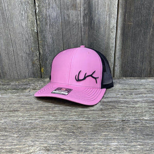 ELK HORN RICHARDSON BLACK LEATHER PATCH HAT Leather Patch Hats Hells Canyon Designs # Pink/Black